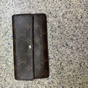 Authentic Louis Vuitton mono long wallet
